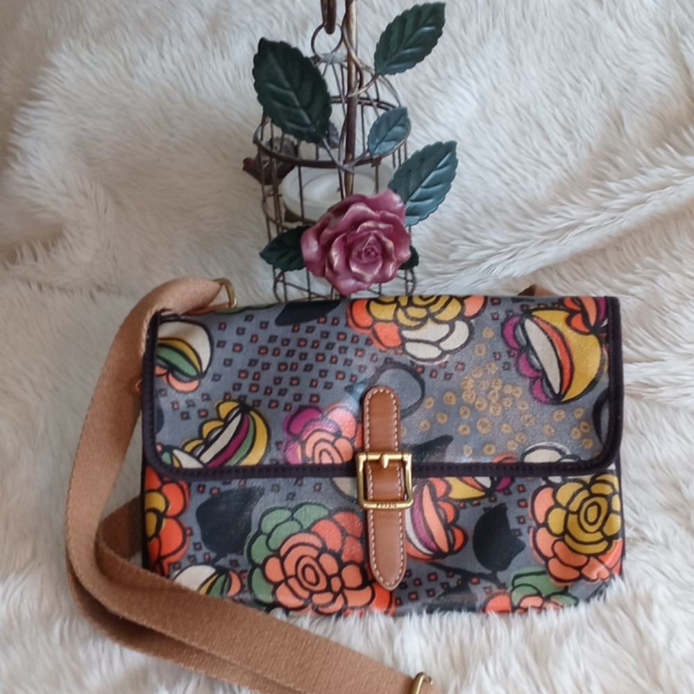 Cute 💐 Fossil Mini Crossbody - Picture 3 of 10